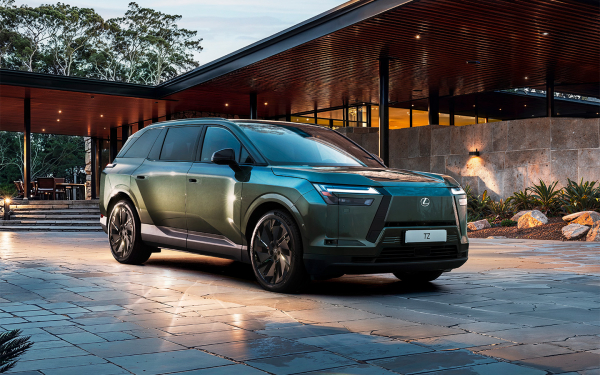 
            10 премьер, рестарт завода Toyota и новые бренды в России. Итоги недели
        