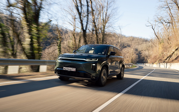 Первый тест нового кроссовера GAC S7. При чем тут Land Rover и Lada Vesta
Первый тест нового кроссовера GAC S7. При чем тут Land Rover и Lada Vesta