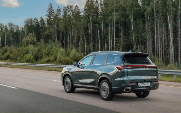 Кошачий массаж, бейби-джойстик, умная подвеска. Тест нового Geely Monjaro
Кошачий массаж, бейби-джойстик, умная подвеска. Тест нового Geely Monjaro
