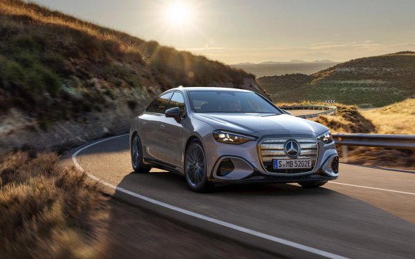 Такого Mercedes еще не делал. Самые уникальные фишки нового С-Class
Такого Mercedes еще не делал. Самые уникальные фишки нового С-Class