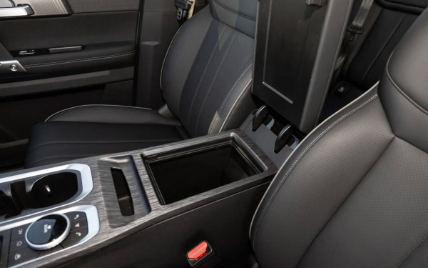 
            Land Rover &laquo;на минималках&raquo;. Считаем изменения в обновленном Jaecoo J7
        