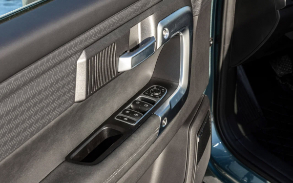 
            Land Rover &laquo;на минималках&raquo;. Считаем изменения в обновленном Jaecoo J7
        