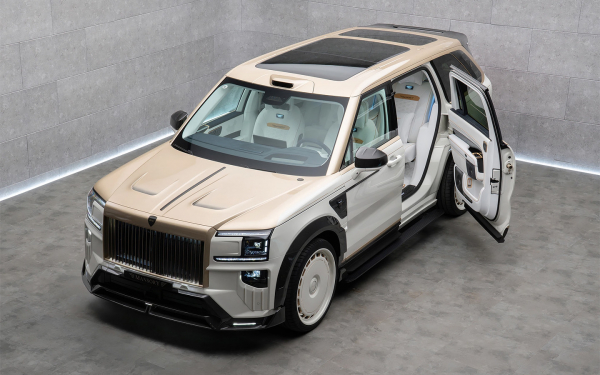 
            Машина Джокера, дискокар и &laquo;китаец&raquo; от Mansory. Забавные тюнинг-проекты
        