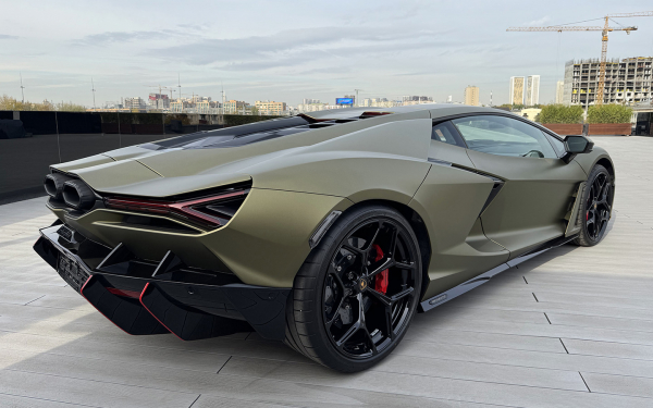 Мы оценили Lamborghini Revuelto. Этот гиперкар против законов физики
Мы оценили Lamborghini Revuelto. Этот гиперкар против законов физики